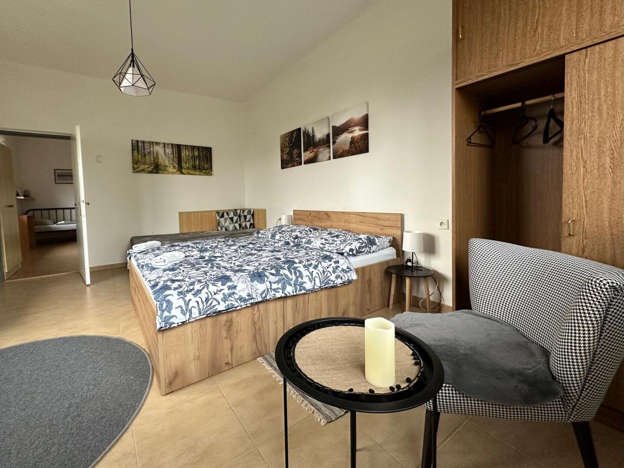 Apartman Aneta 诺夫梅斯托纳马瑞夫 外观 照片